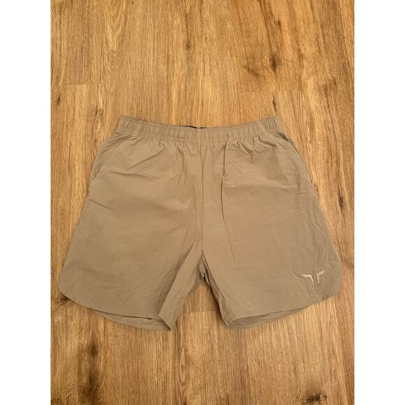 Squat Wolf Gray Shorts with Compression Size Medium - Picture 1 of 3